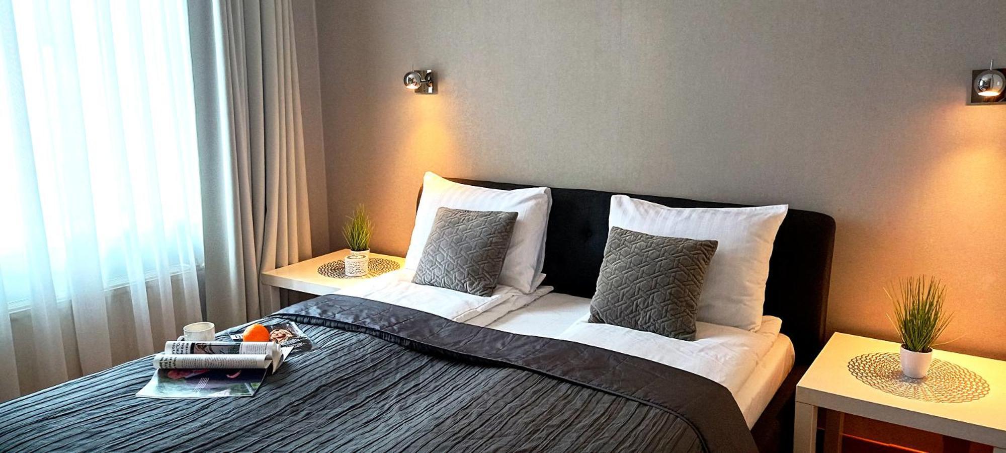 Old Town 2 Bedroom Apartment Near Dome Square & Scenic Waterfront Riga Buitenkant foto