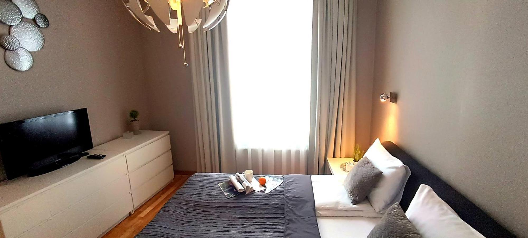 Old Town 2 Bedroom Apartment Near Dome Square & Scenic Waterfront Riga Buitenkant foto