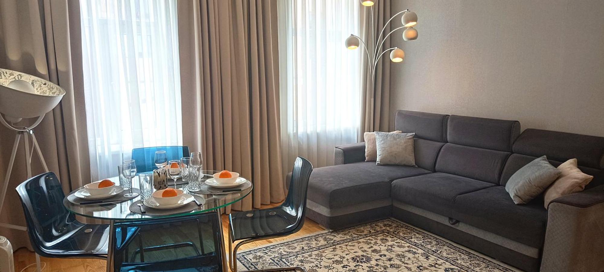 Old Town 2 Bedroom Apartment Near Dome Square & Scenic Waterfront Riga Buitenkant foto