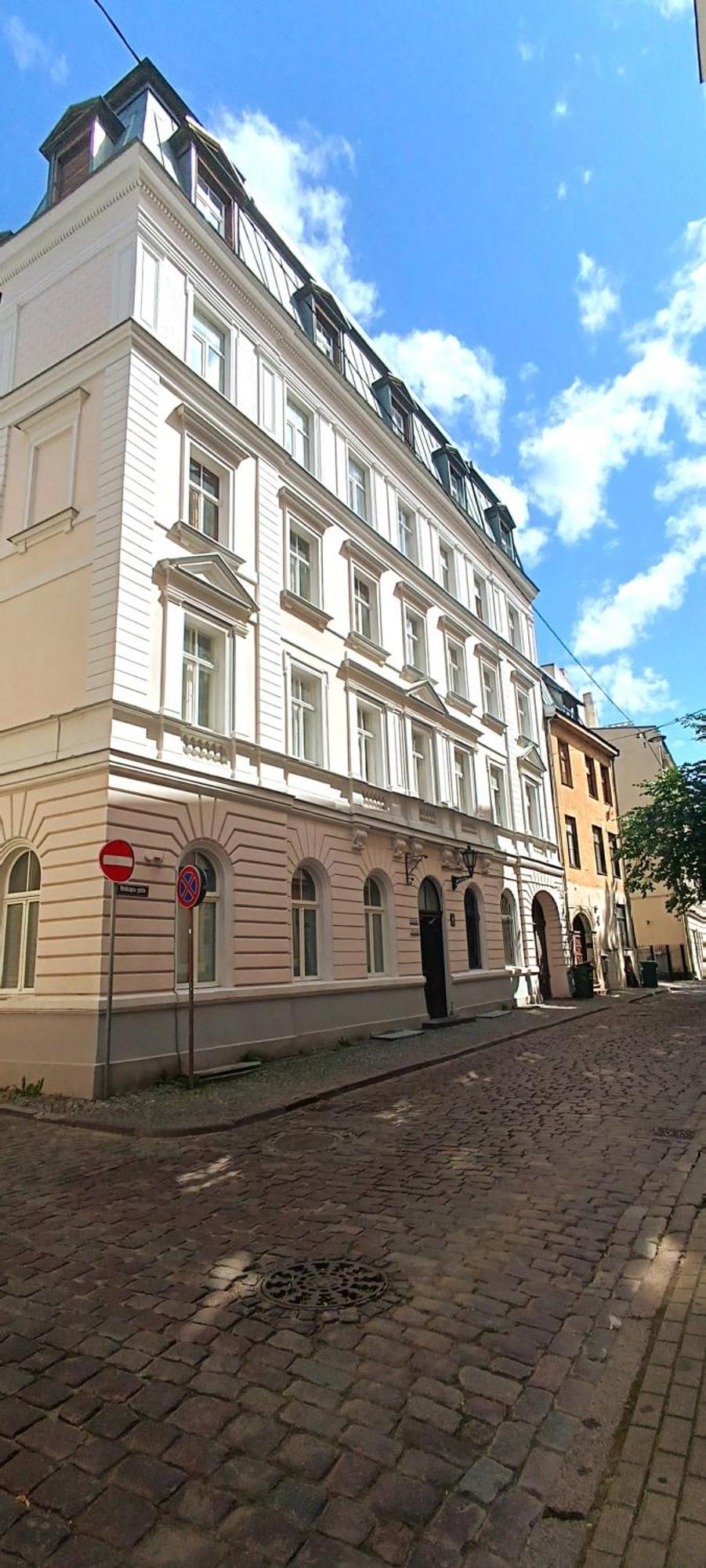 Old Town 2 Bedroom Apartment Near Dome Square & Scenic Waterfront Riga Buitenkant foto